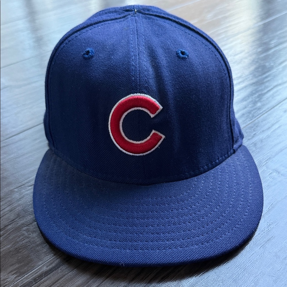 New Era Kids Chicago Cubs cap with Red Logo